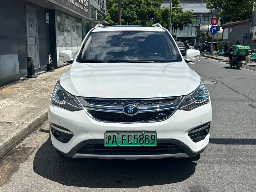 BYD Song New Energy 2017 — фото 2