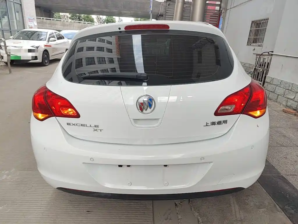 Buick Excelle GT 2015 — фото 6