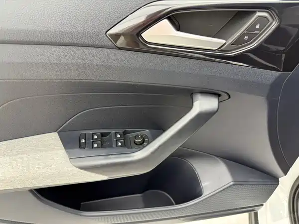 Volkswagen Tharu 2025