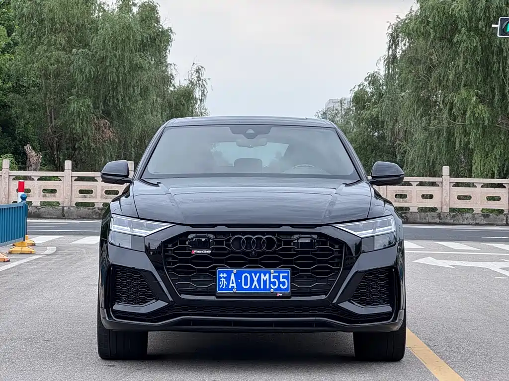 Audi Q8 2021