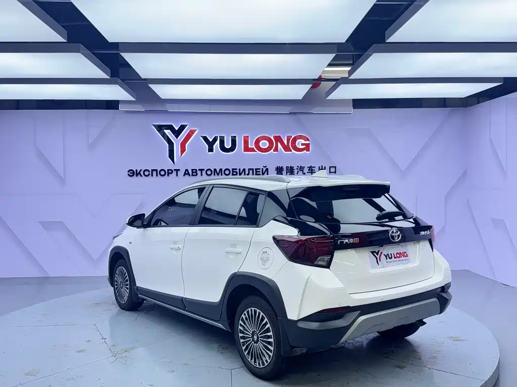 Toyota Yaris L 2022