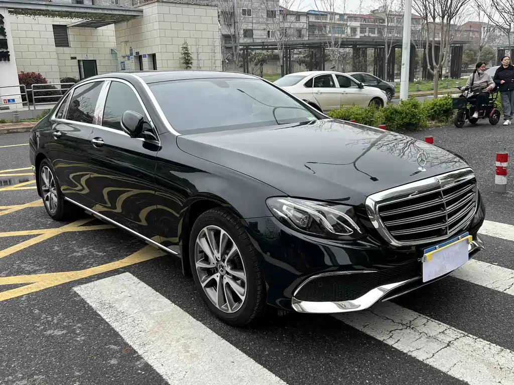 Mercedes-Benz E-Class 2019 — фото 3