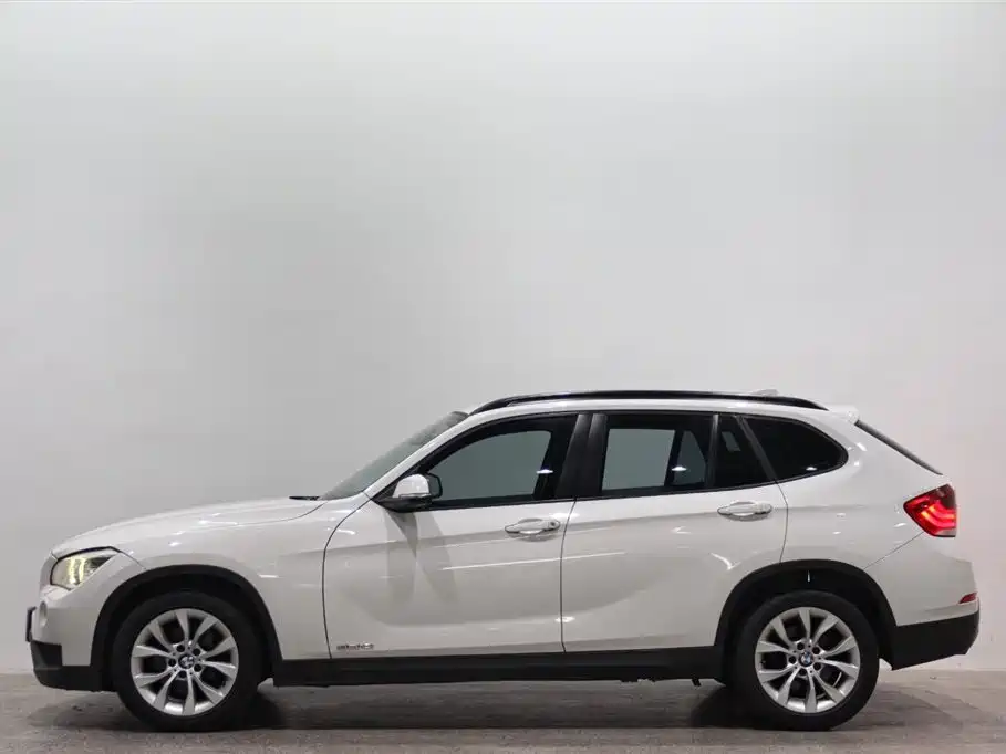 BMW X1 2013 — фото 3