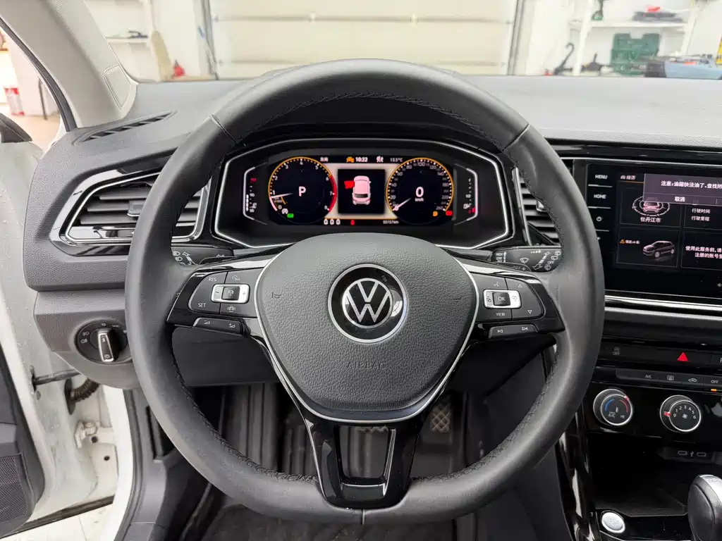 Volkswagen T-Roc 2022 — фото 14