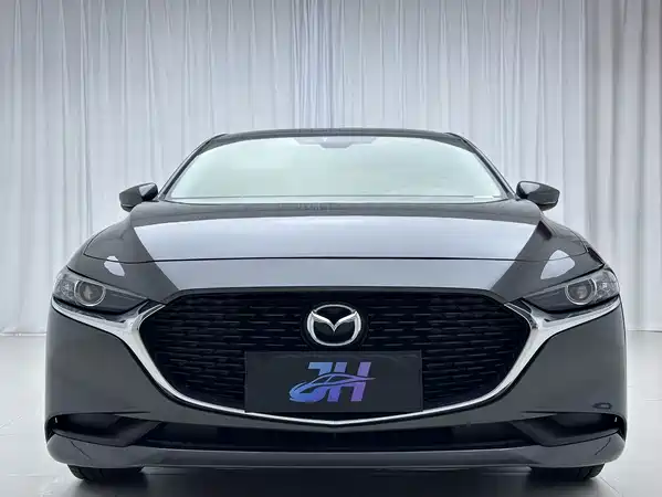 Mazda 3 Axela 2022