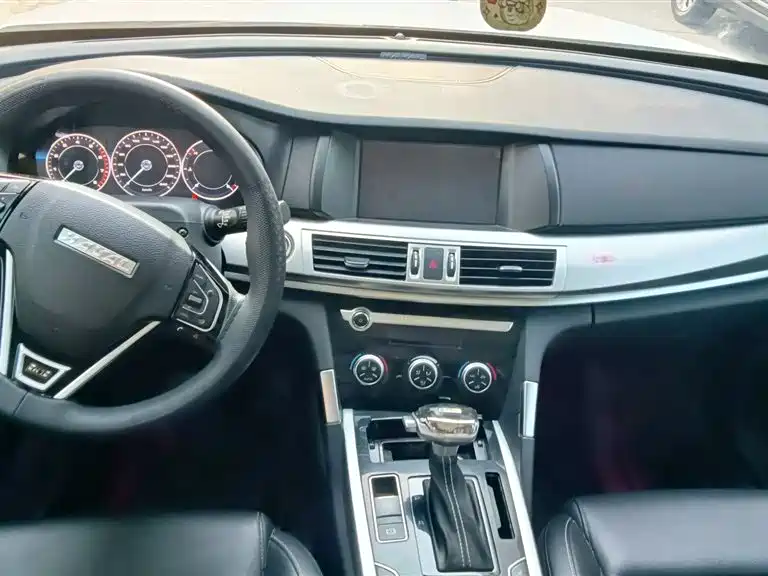 Haval H7 2018 — фото 13