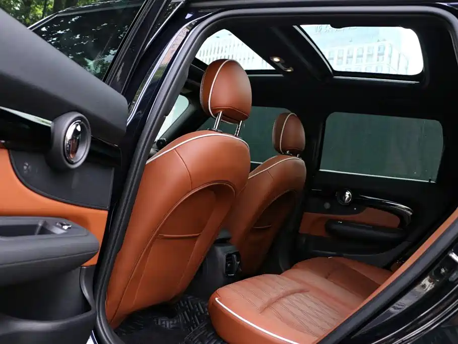 MINI Clubman 2021 — фото 13
