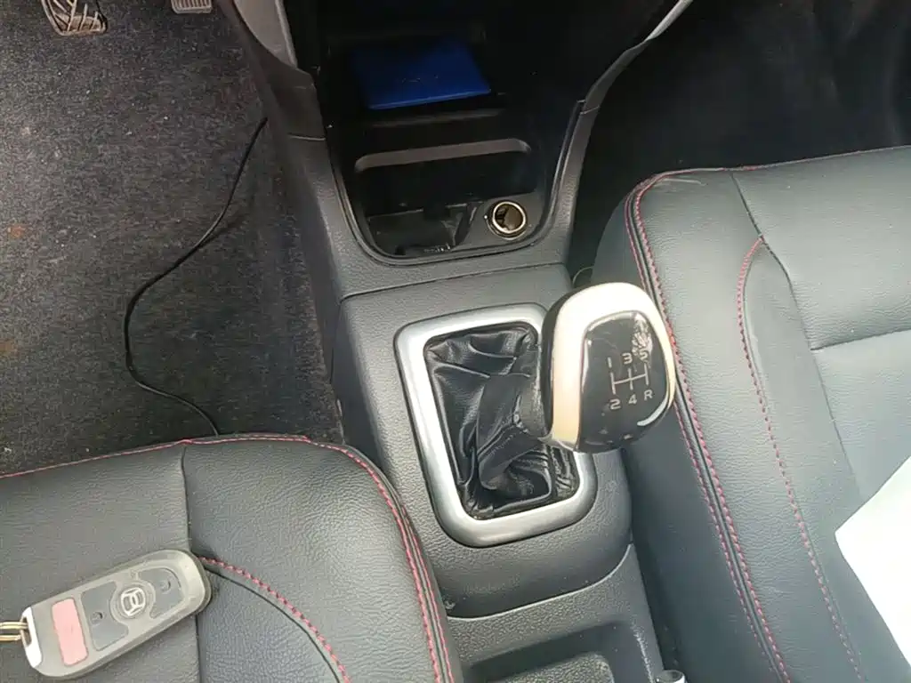 Suzuki Liana A6 2015 — фото 14