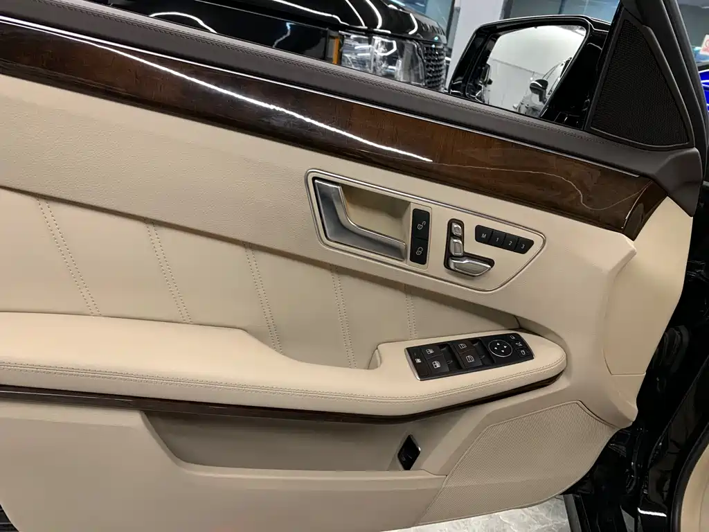 Mercedes-Benz E-Class 2015 — фото 4