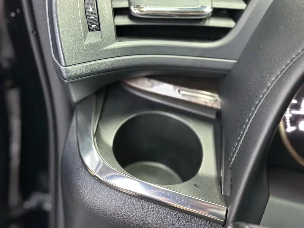 Toyota Alphard 2019 — фото 22