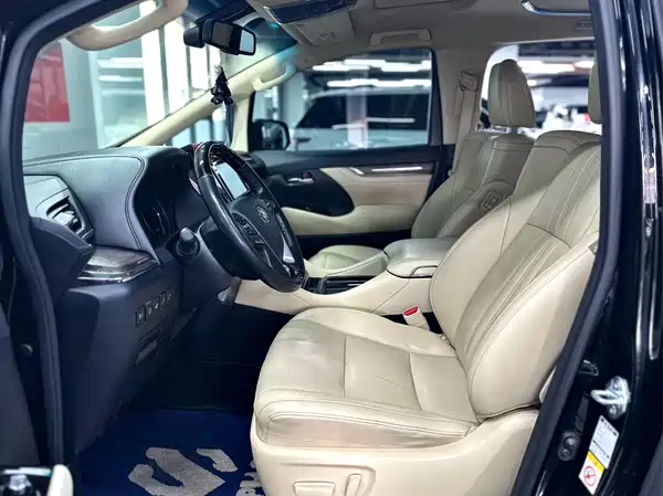 Toyota Alphard 2018
