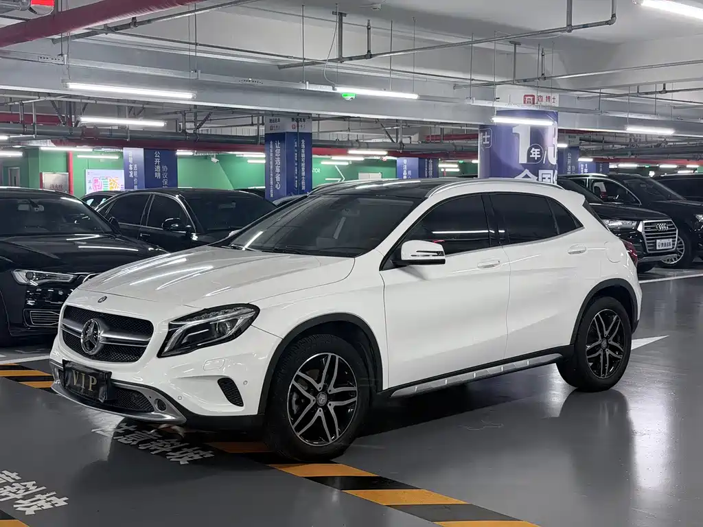 Mercedes-Benz GLA 2016 — фото 1