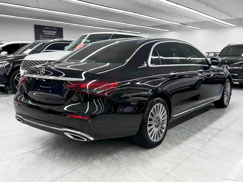 Mercedes-Benz E-Class 2023