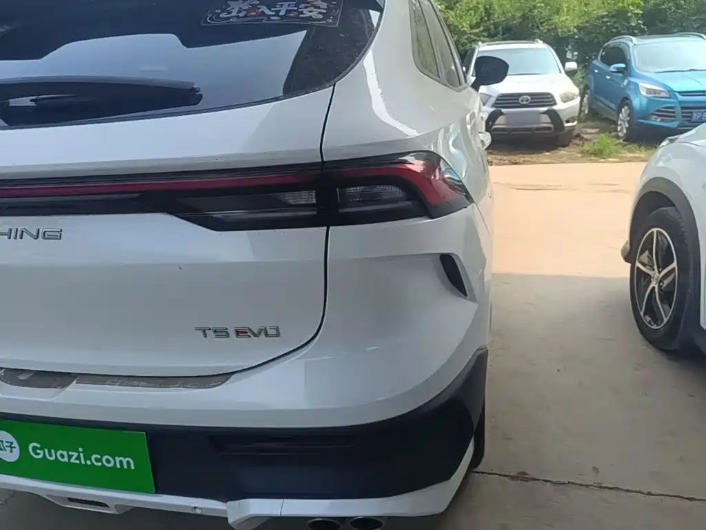Dongfeng Fengxing T5 EVO 2023 — фото 8
