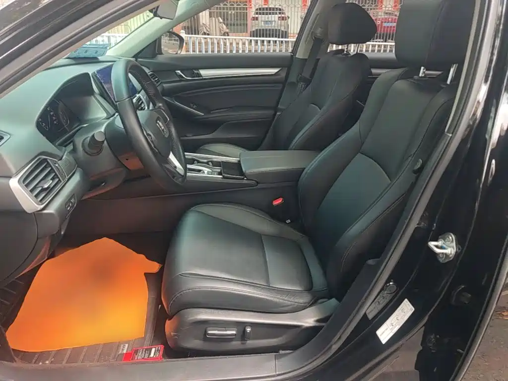 Honda Accord 2021 — фото 15
