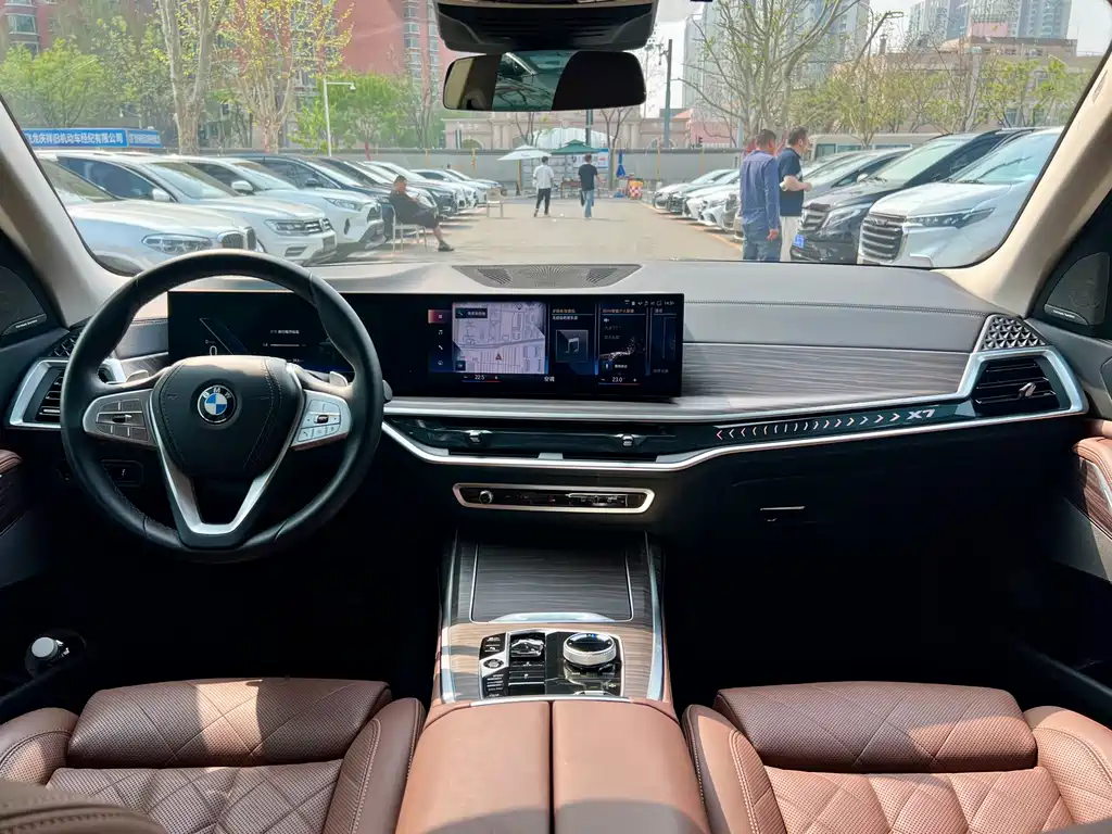 BMW X7 2023 — фото 11