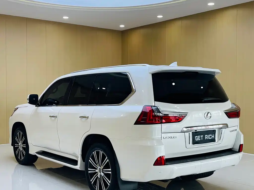 Lexus LX 2019 — фото 7