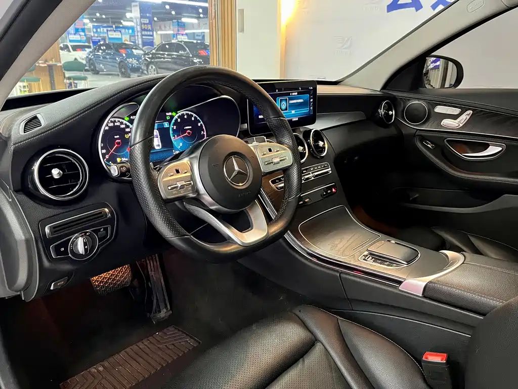 Mercedes-Benz C-Class 2020 — фото 8