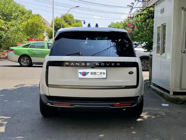 Land Rover Range Rover 2023