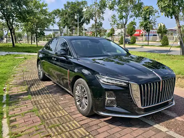 Hongqi H5 2022