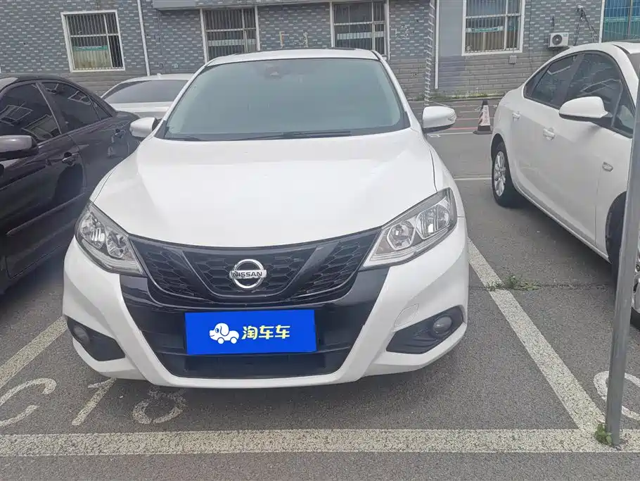 Nissan Tiida 2019