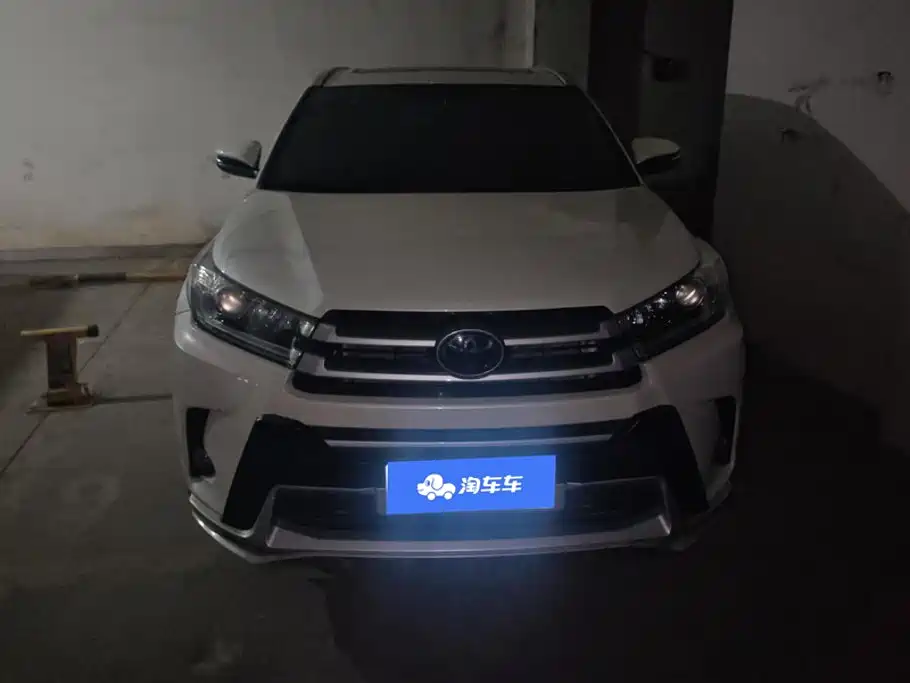 Toyota Highlander 2020 — фото 2