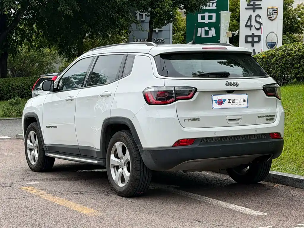 Jeep Compass 2017 — фото 4