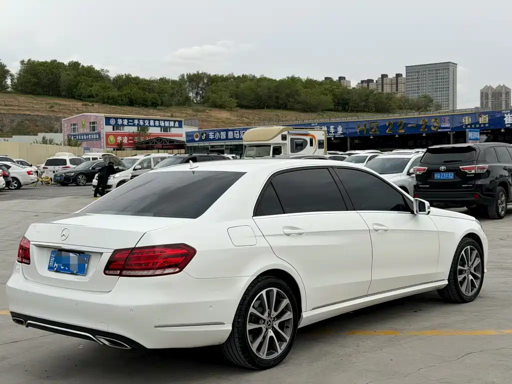 Mercedes-Benz E-Class 2014