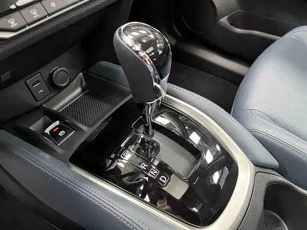 Nissan X-Trail 2025