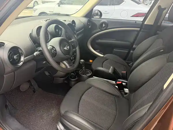 MINI Countryman 2014
