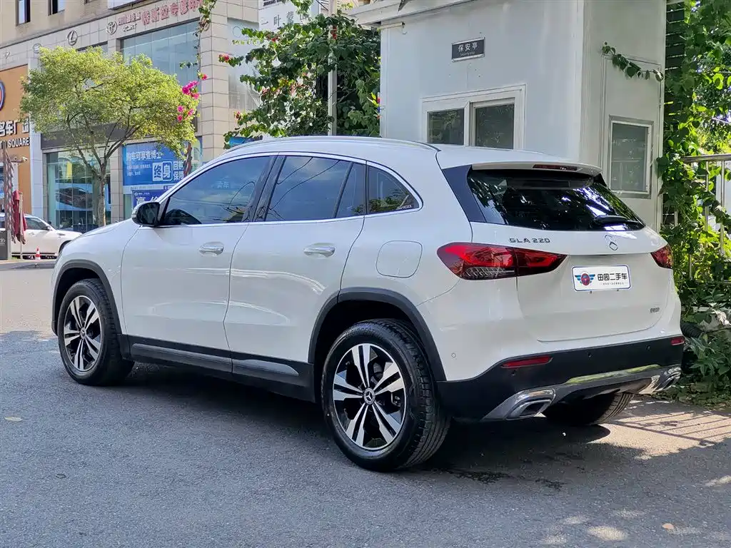 Mercedes-Benz GLA 2022