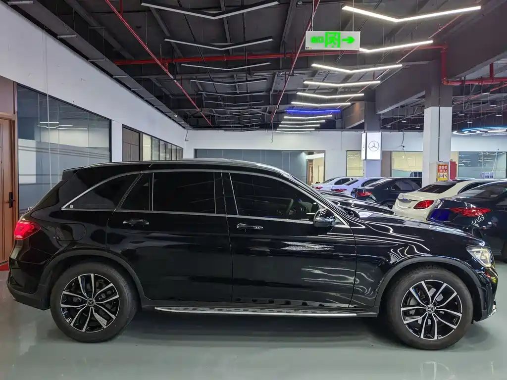 Mercedes-Benz GLC 2020 — фото 29