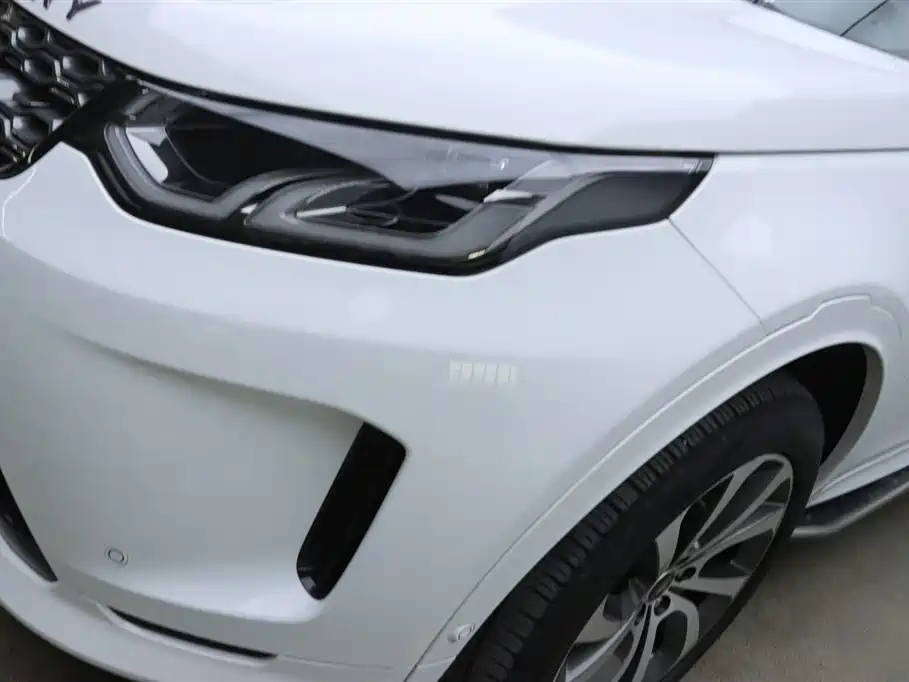 Land Rover Discovery Sport 2023 — фото 32
