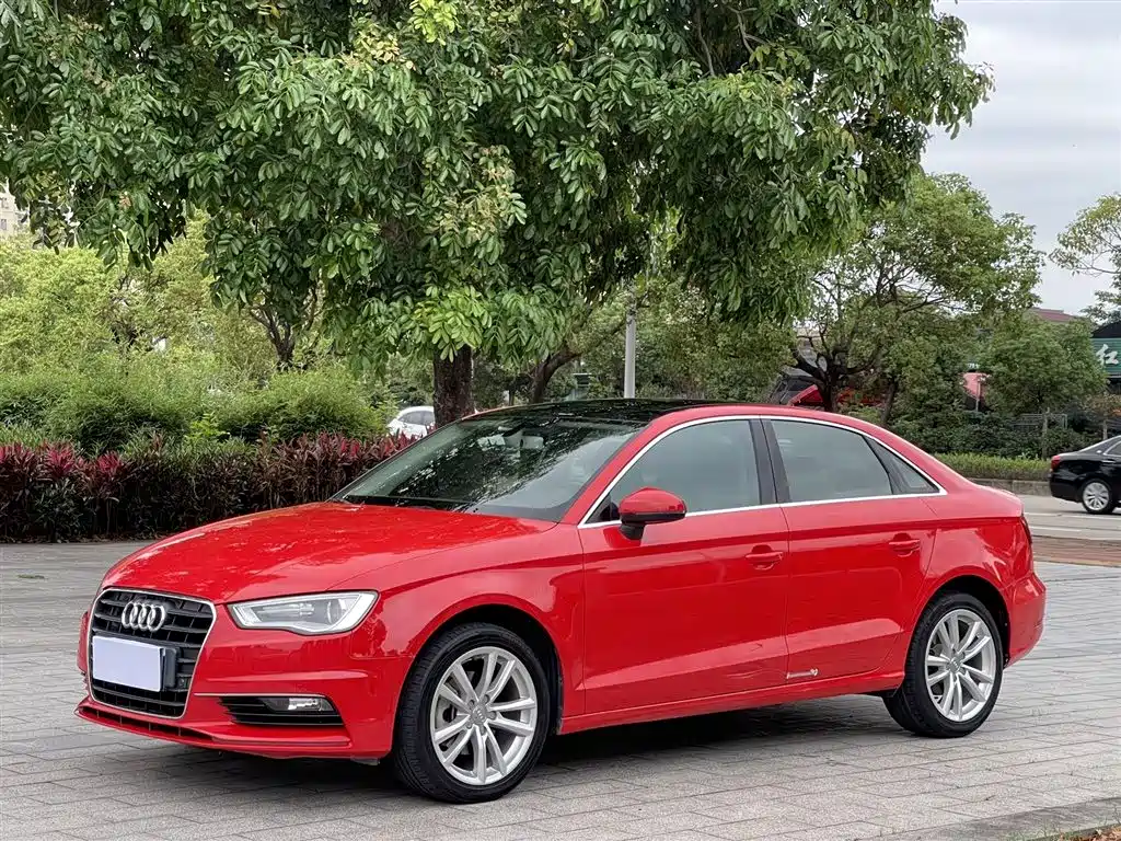 Audi A3 2016 — фото 1