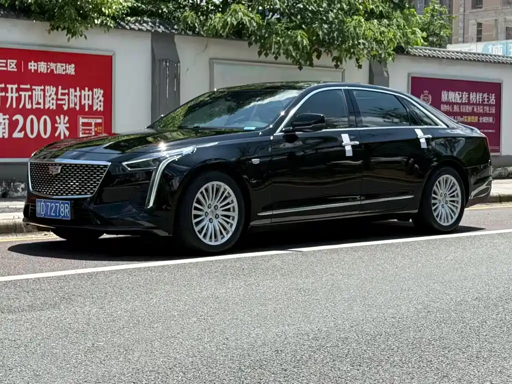 Cadillac CT6 2021 — фото 1