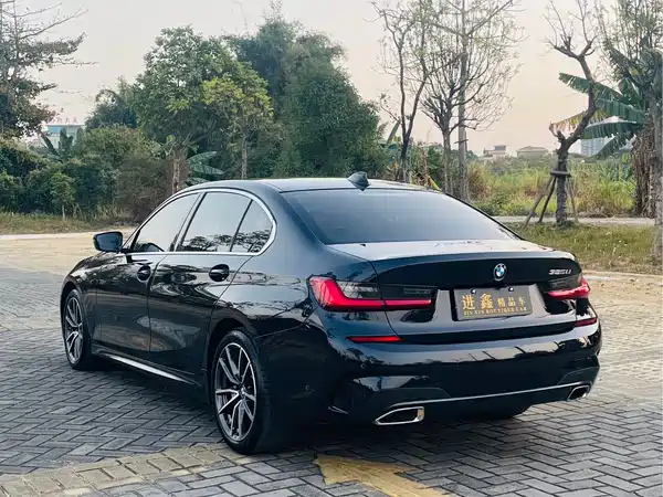 BMW 3 Series 2023