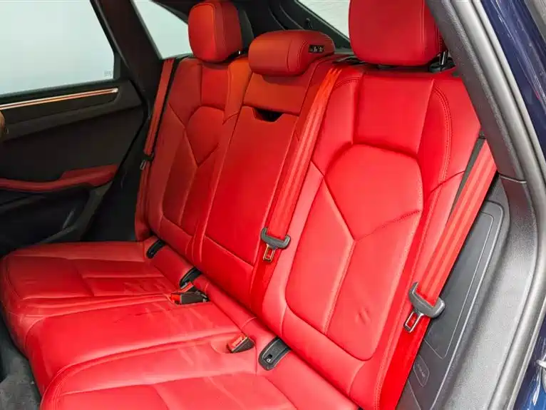 Porsche Macan 2021 — фото 15