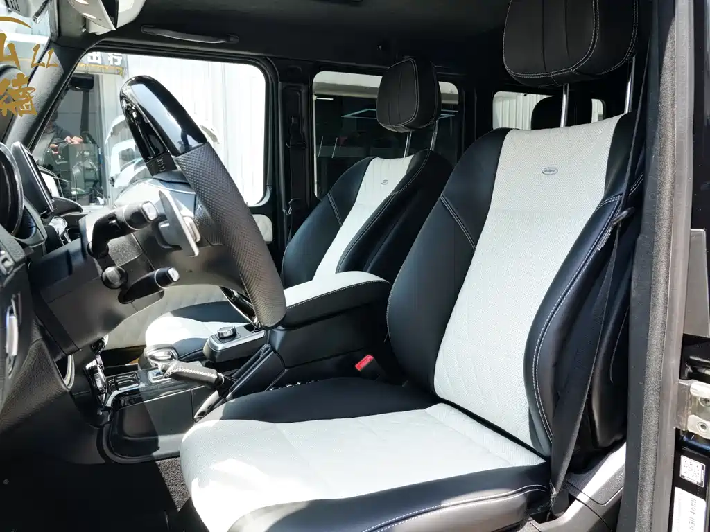 Mercedes-Benz G-Class AMG 2015 — фото 10