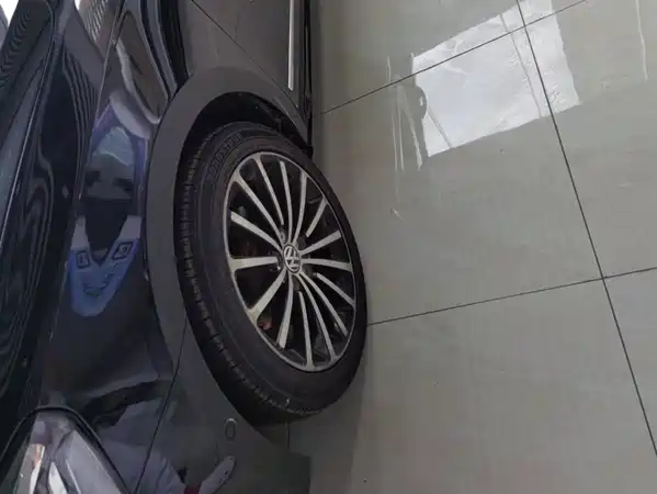 Volkswagen Passat 2013
