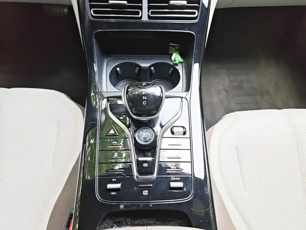BYD Qin PLUS 2025 — фото 14