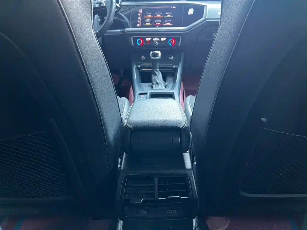 Audi Q3 Sportback 2021 — фото 14