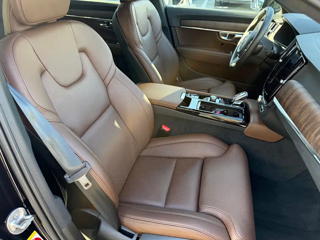 Volvo S90 PHEV 2024 — фото 19
