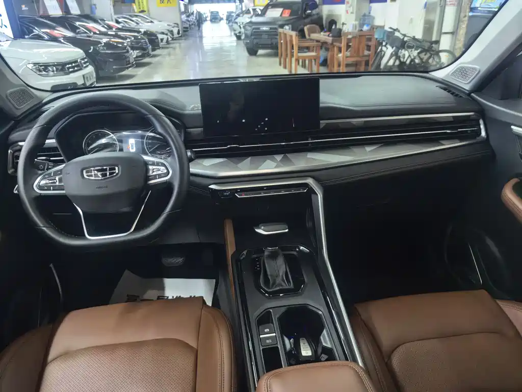 Geely Vision X6 2023 — фото 15