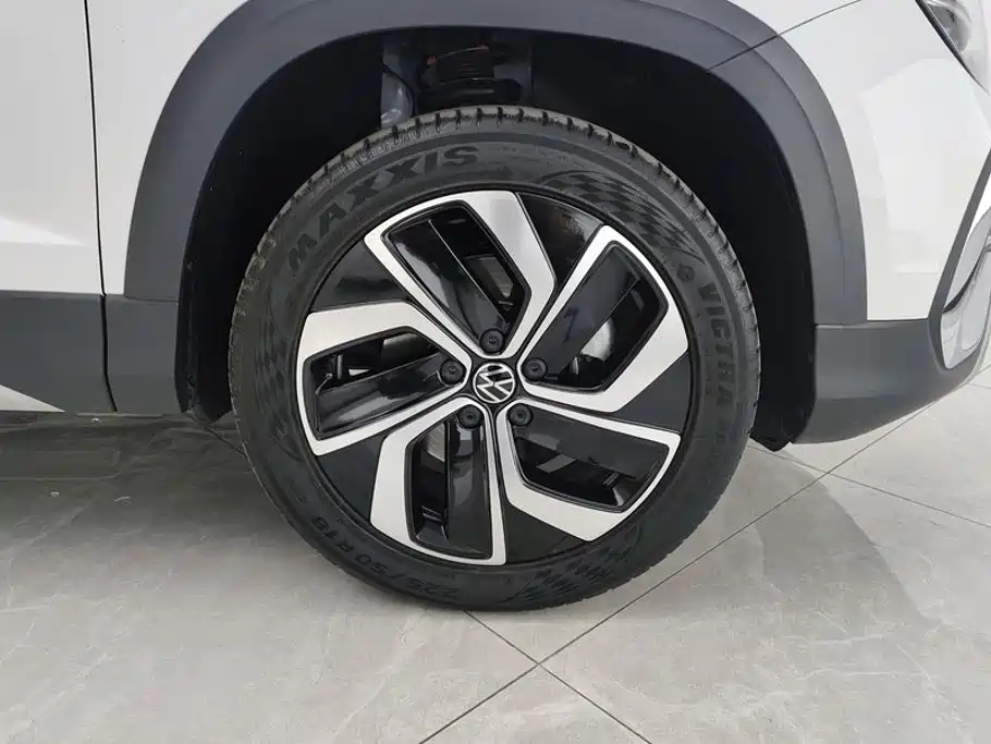 Volkswagen Tharu 2025