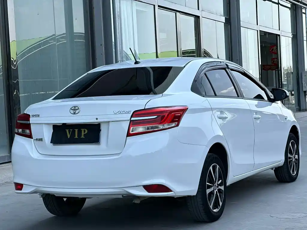 Toyota Vios 2018 — фото 6