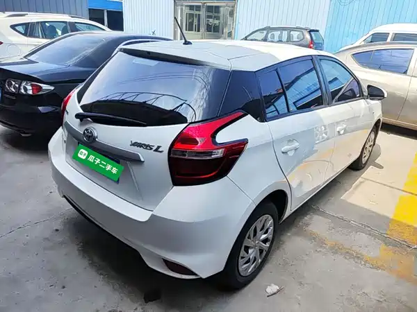 Toyota Yaris L 2019