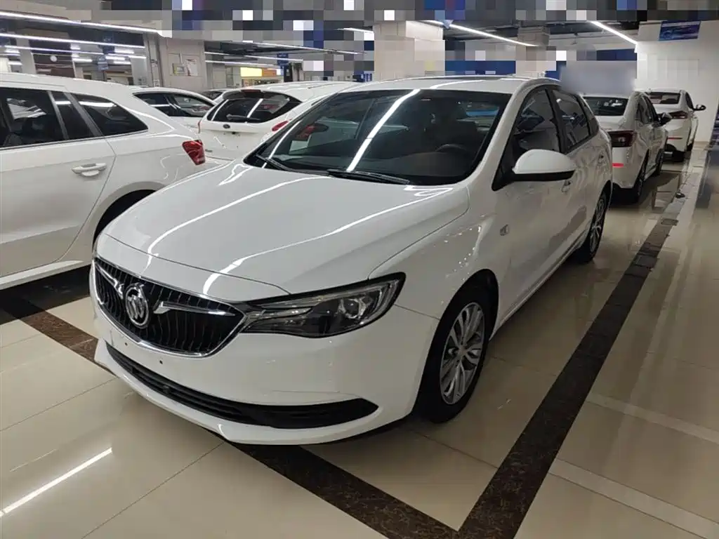 Buick Excelle 2021 — фото 1