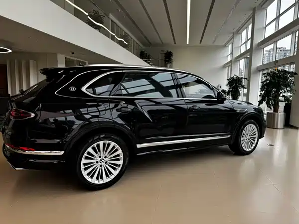 Bentley Bentayga 2026