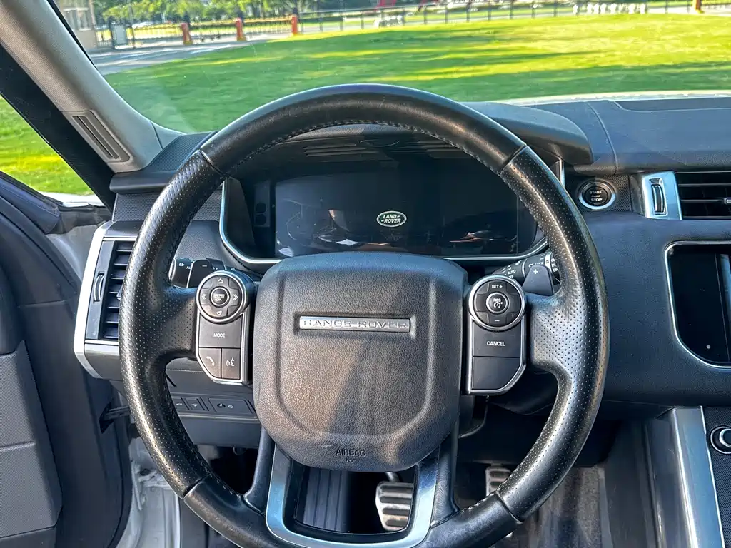 Land Rover Sport 2016 — фото 13