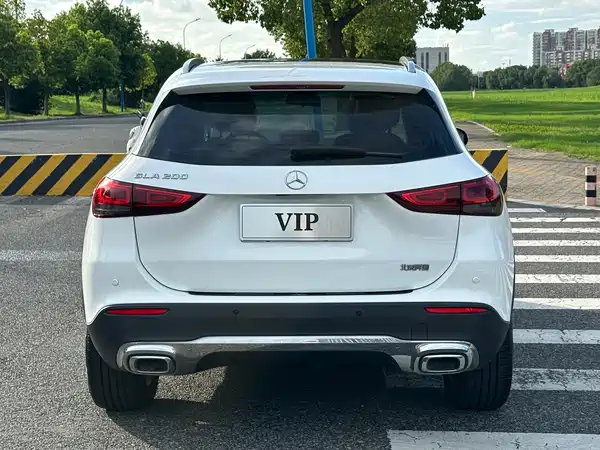 Mercedes-Benz GLA 2022